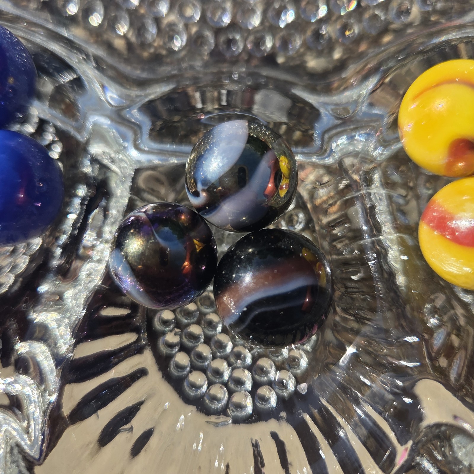 VTG Glass Marbles Lot Mixed Colors Cat Eye Swirl Iridescent Opaque 44 Count
