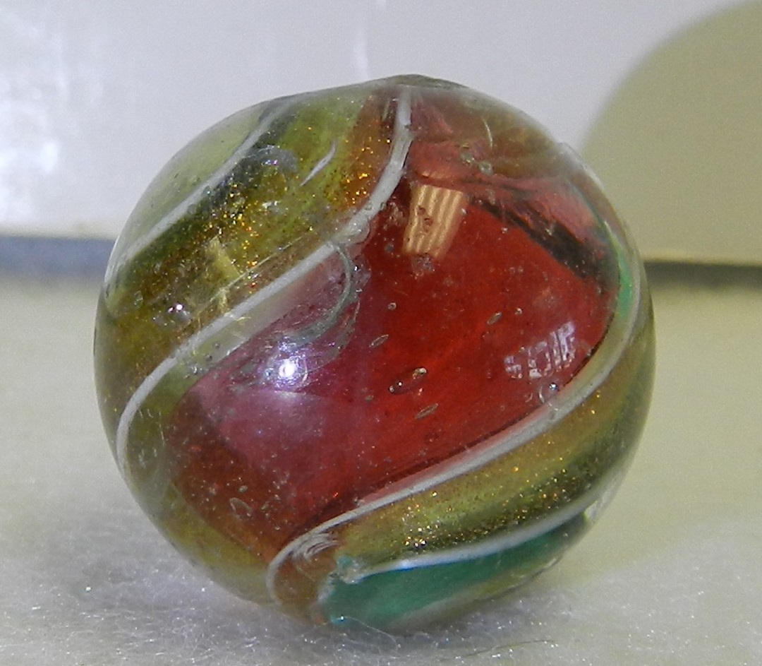 #20709m Large .90 Inches German Handmade 2 Color Ribbon Lutz Shooter Marble