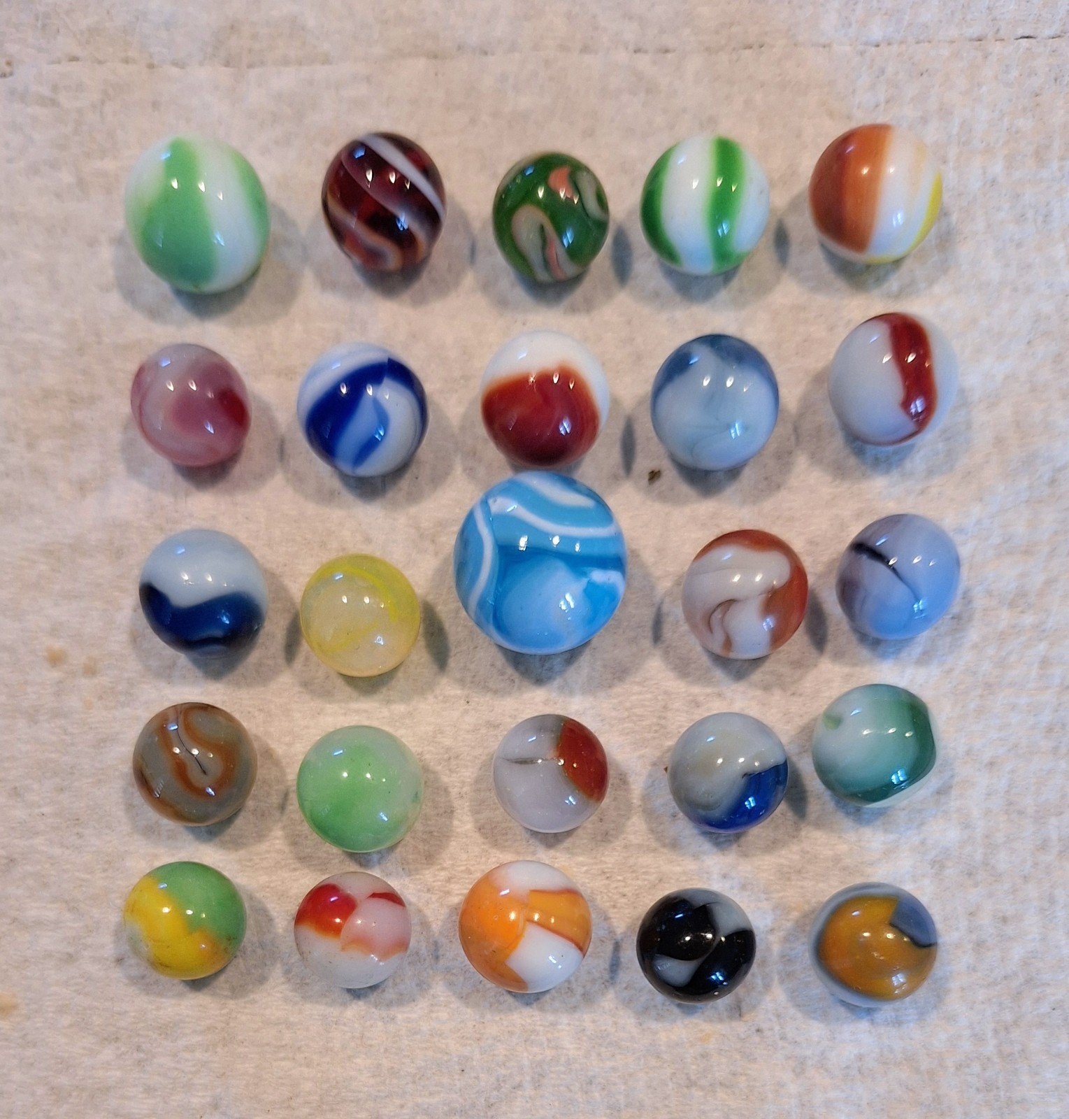 Lot Of 25 Vintage Marbles ,akro,cac,peltier,wv Swirls