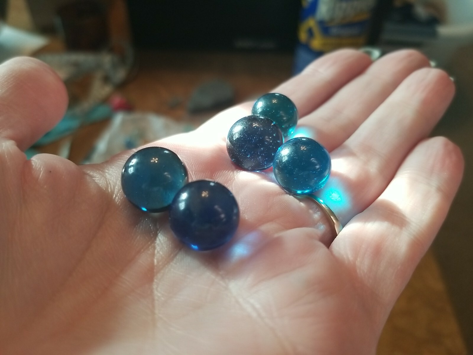 5 VINTAGE BEAUTIFUL BLUE CLEARIE MARBLES FROM 1970S & 1980S