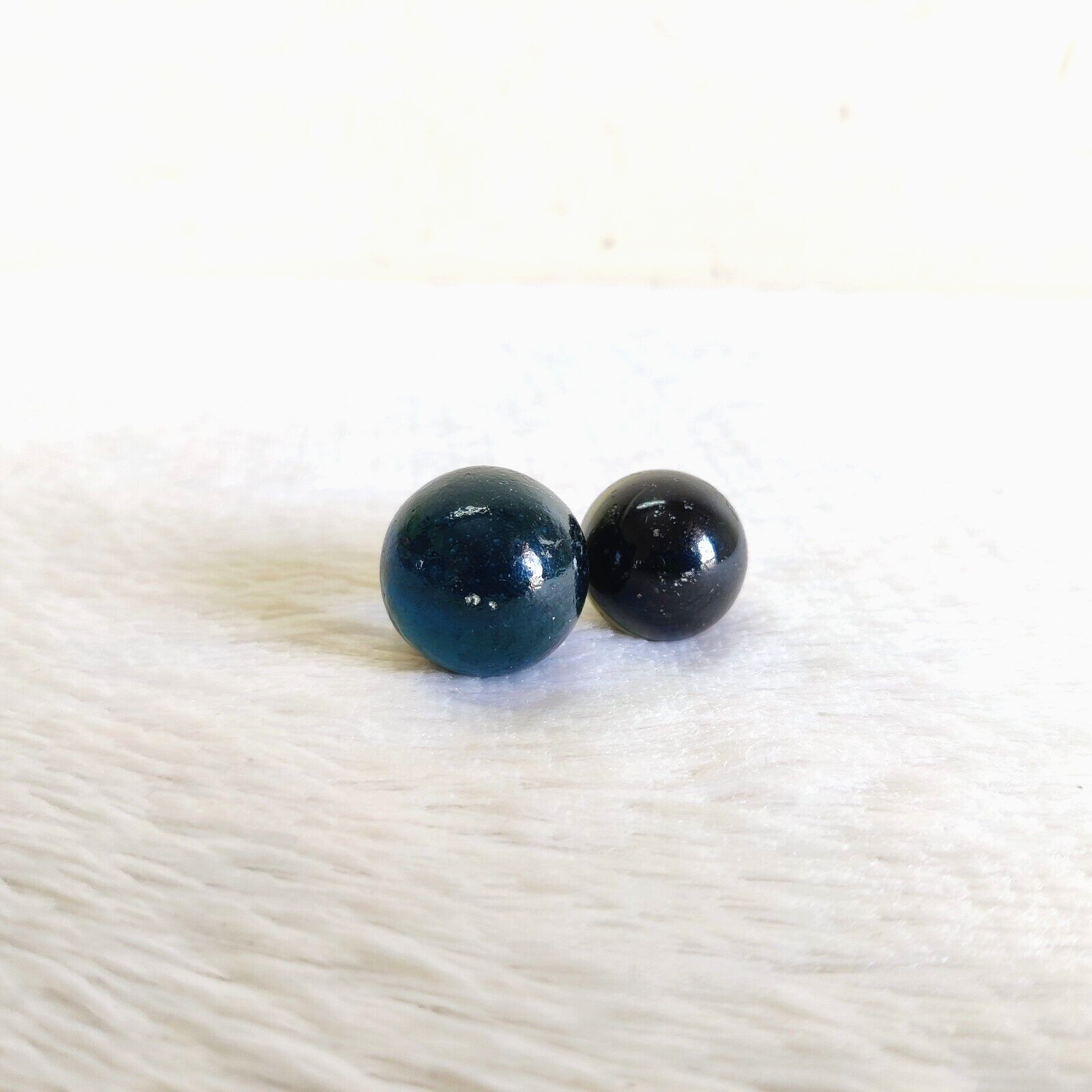 1920s Vintage Dark Blue Color Glass Marble 2 Pcs Decorative Collectibles G158