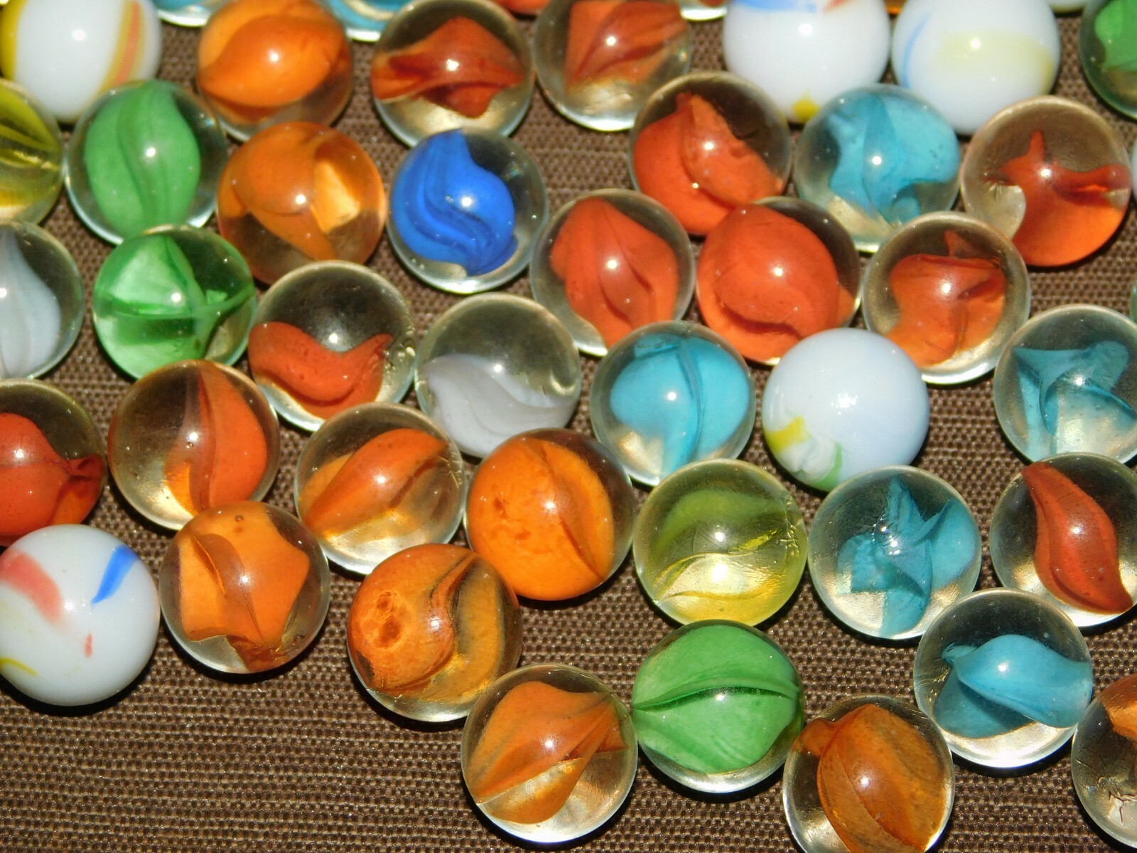 VINTAGE TOY 101 OLD MARBLES LOT