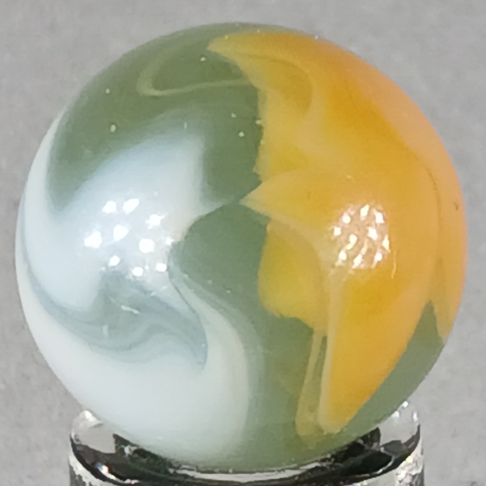 Vintage Vitro Conqueror Marble .61 Inches Near-Mint Condition Combined Shipping