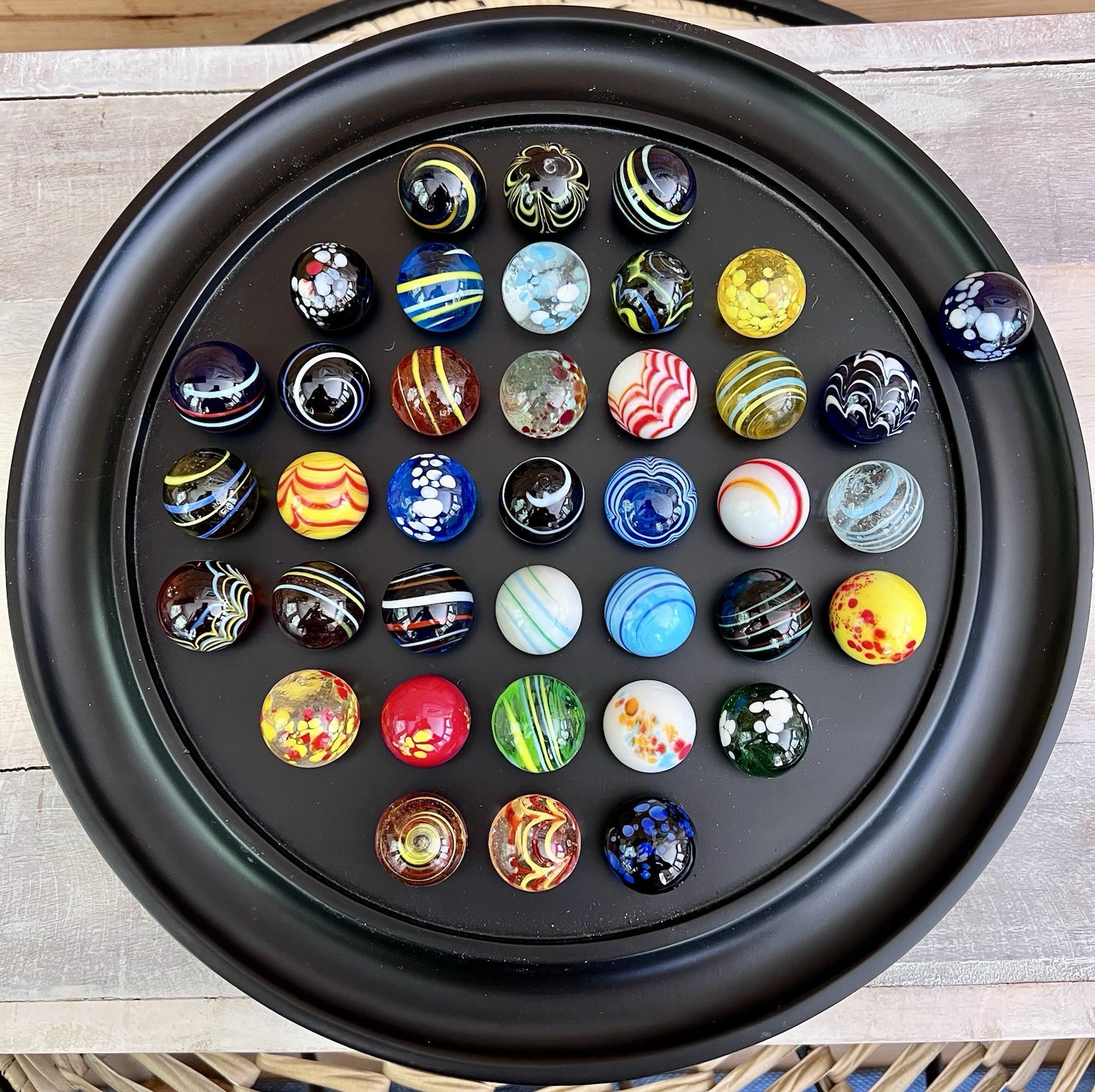 Solitaire Di Venezia Hand Blown Glass Marbles 38 w/black Wood Base Board Game
