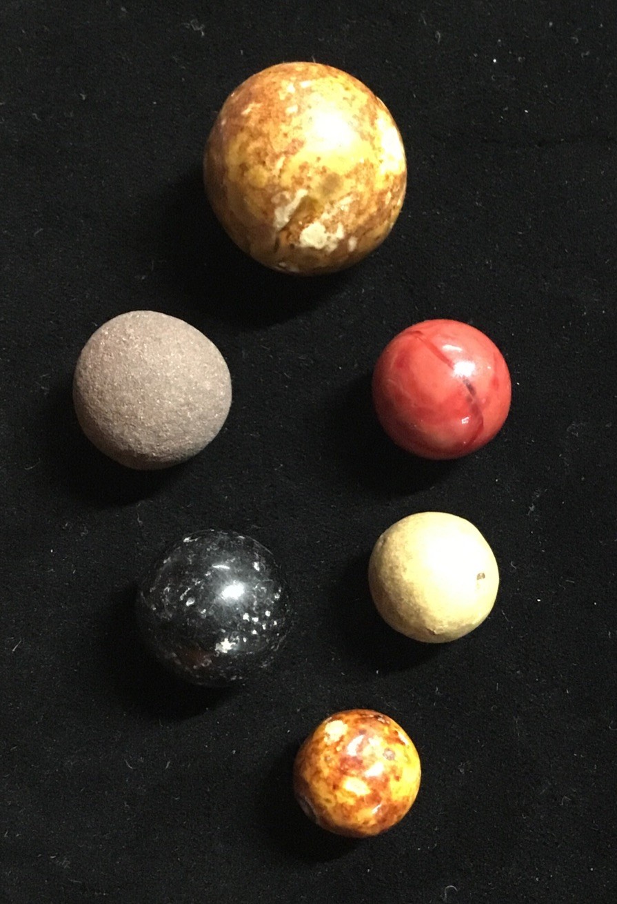 Antique Lot Clay MARBLES 4 Small 1 Large and 1 Decorative Marble