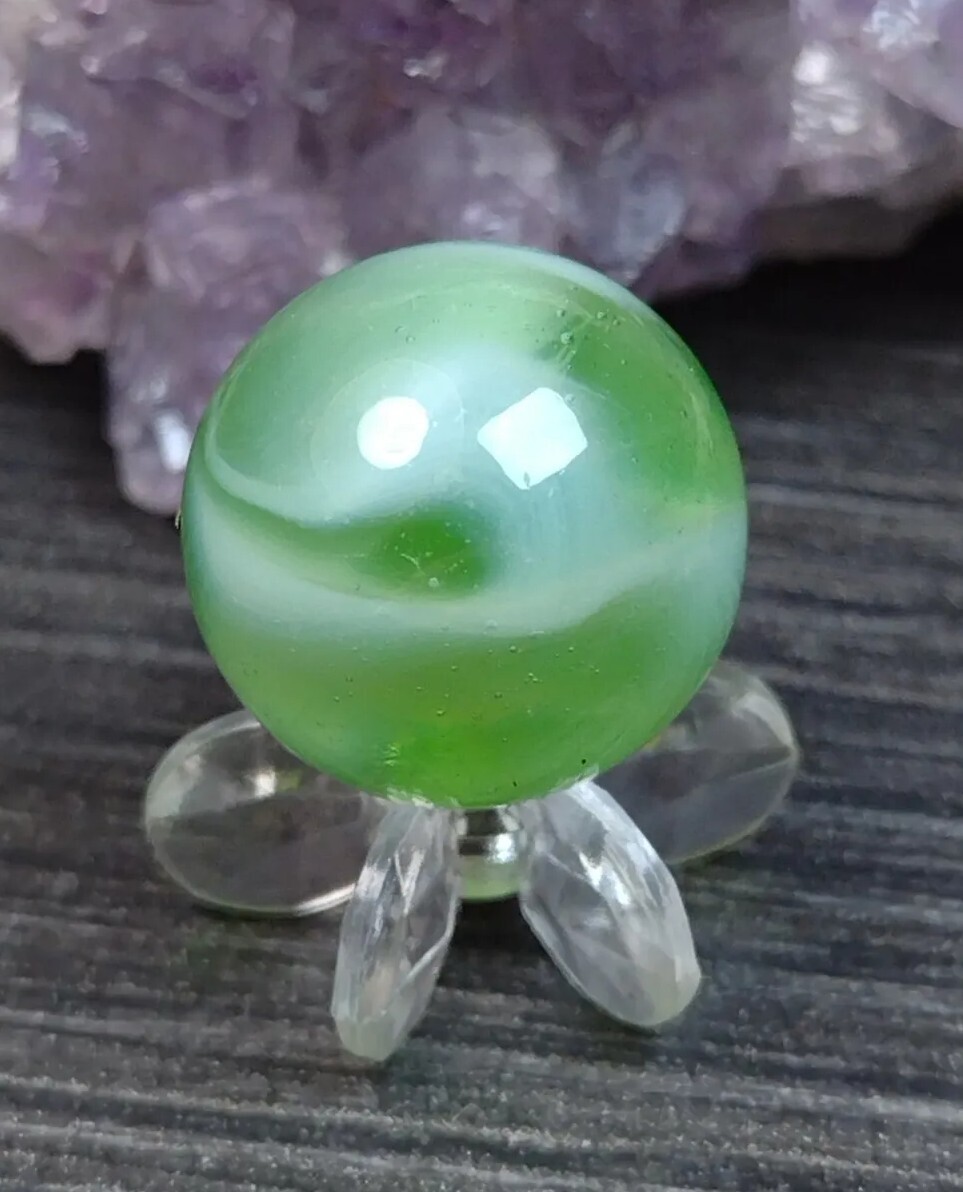 Lime GREEN FIZZY Fat Ribbon Swirl Alley or Cairo Glass NM Vintage Marbles .59″