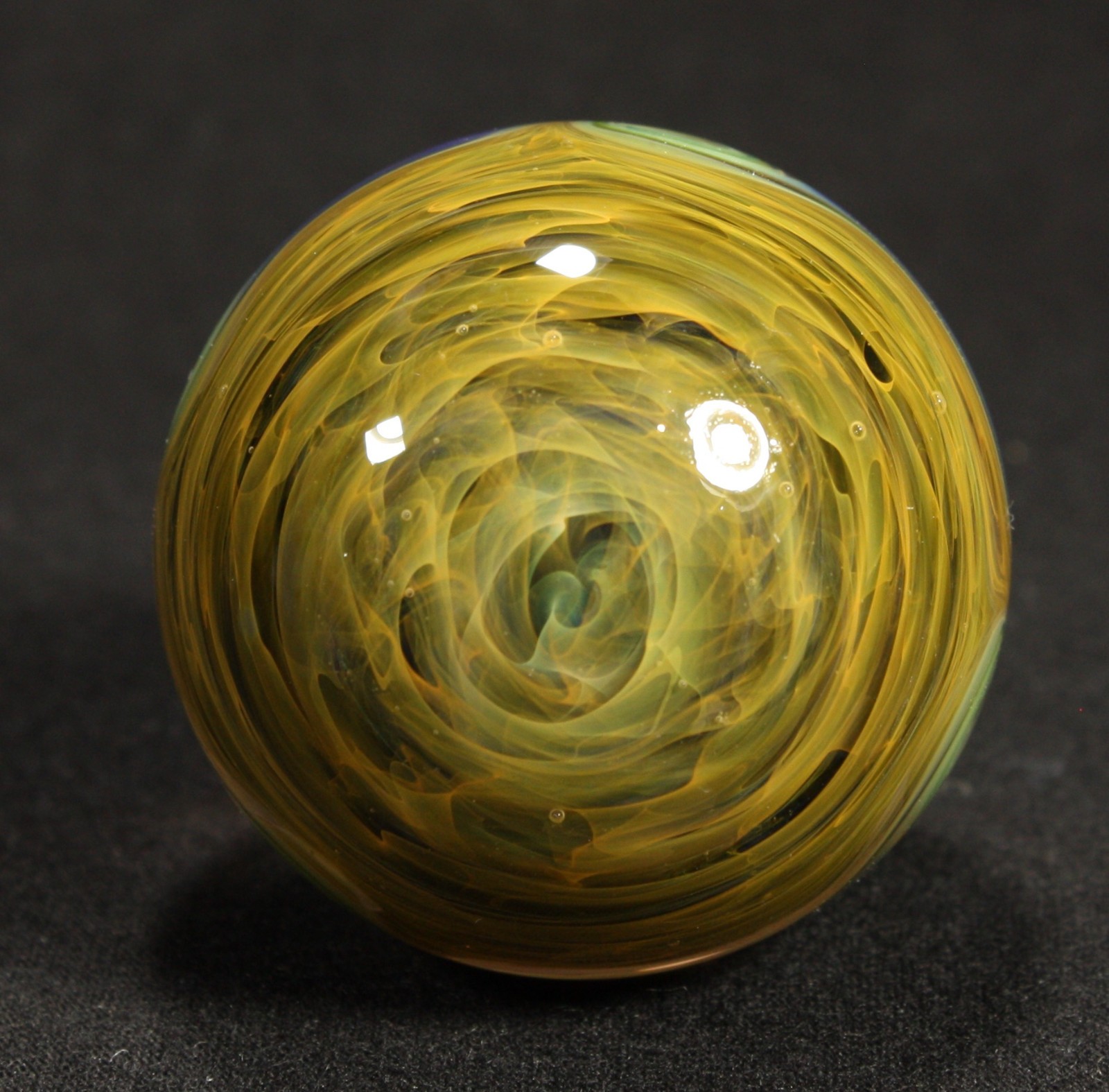 Juba Glass Handmade Marble 1.60″ Boro Lampwork Art 24K Gold and Silver Fume