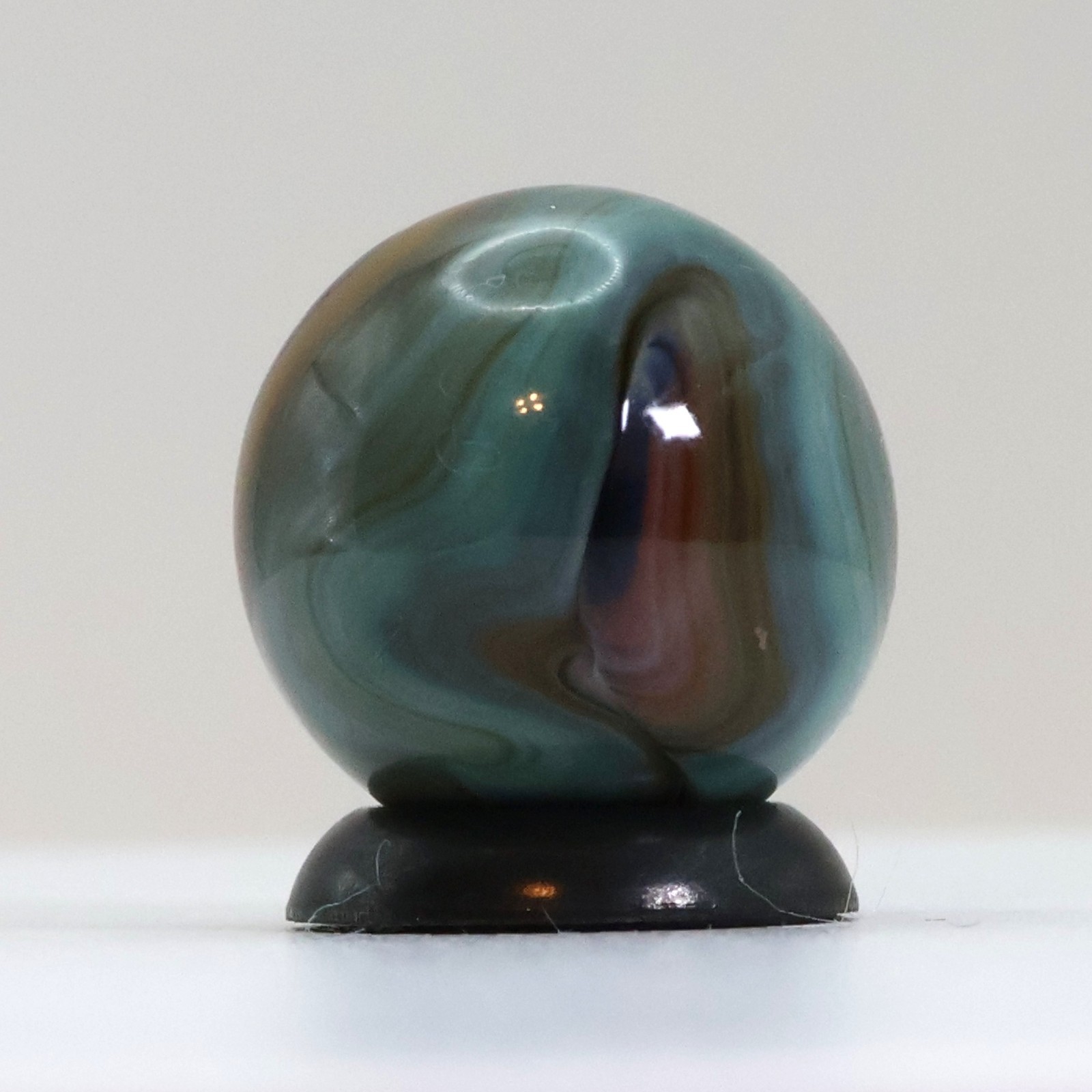5/8″ Colorful Swirl Marble Translucent Base M-