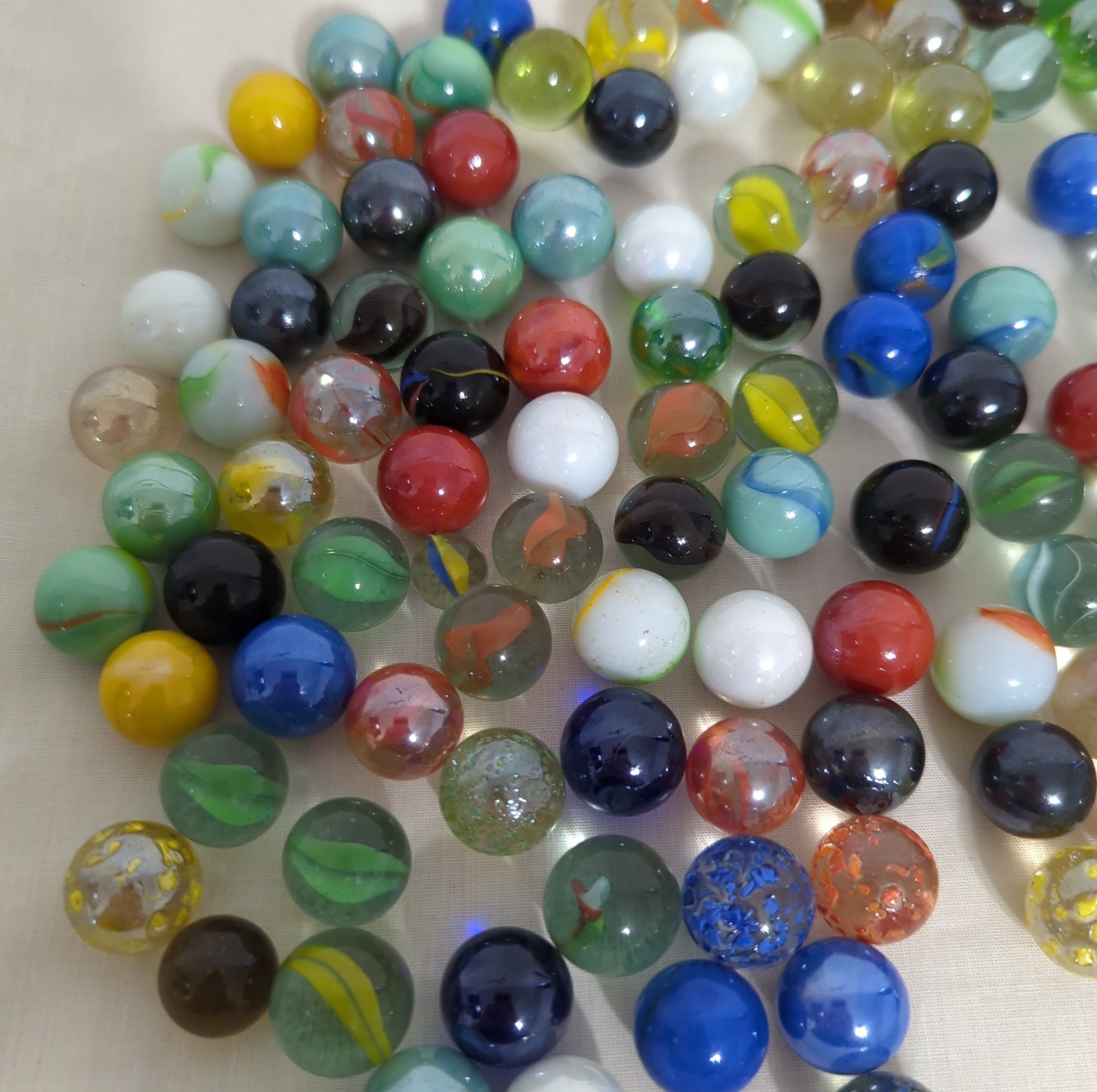Marble Lot of 140 Mixed Lot 1# 9.7 oz.