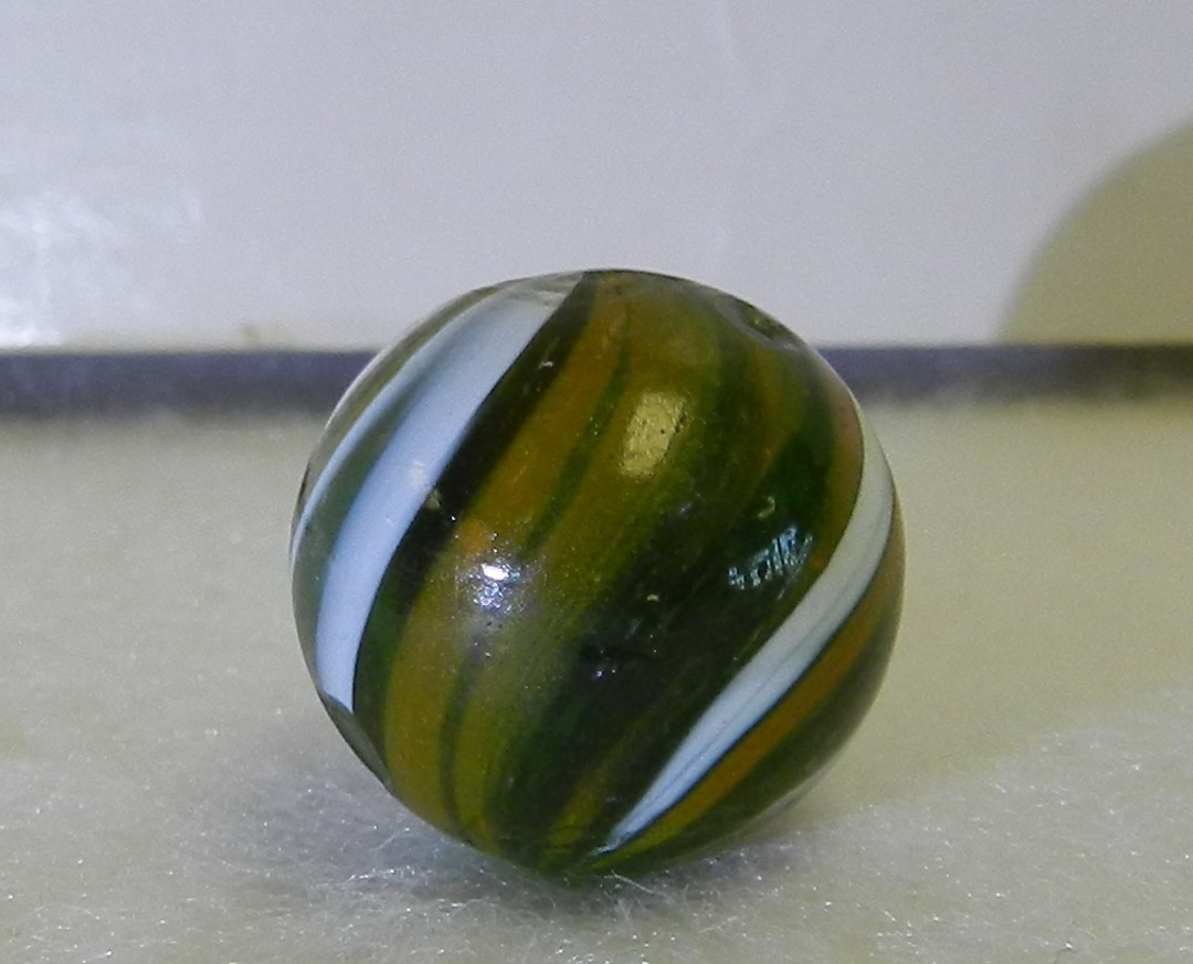 #20701m Vintage German Handmade Green Glass Marble .61 Inches