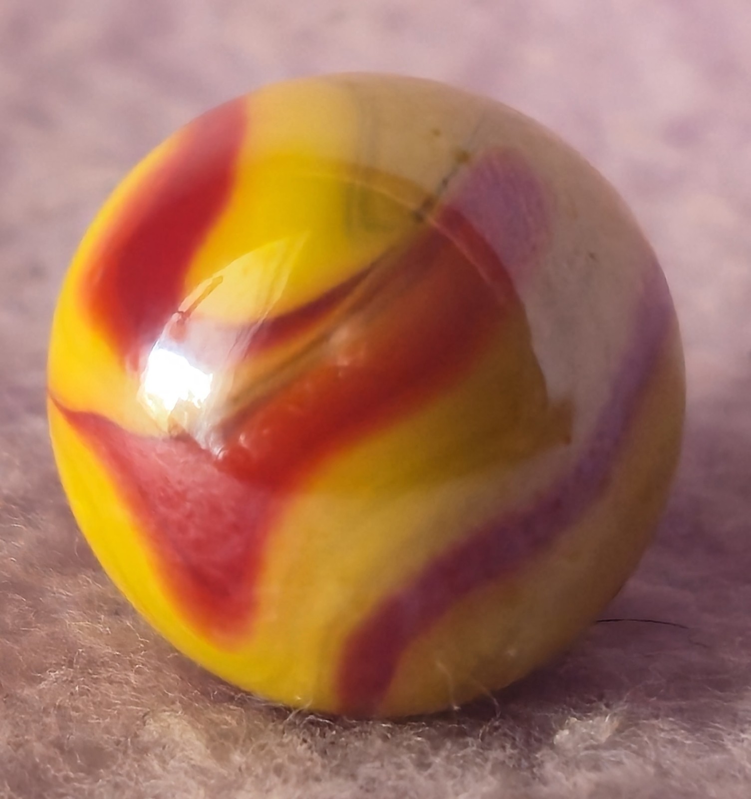 VTG Antique Machine Made Marble 5/8” Ketchup & Mustard .62″ Red Yellow Excellent