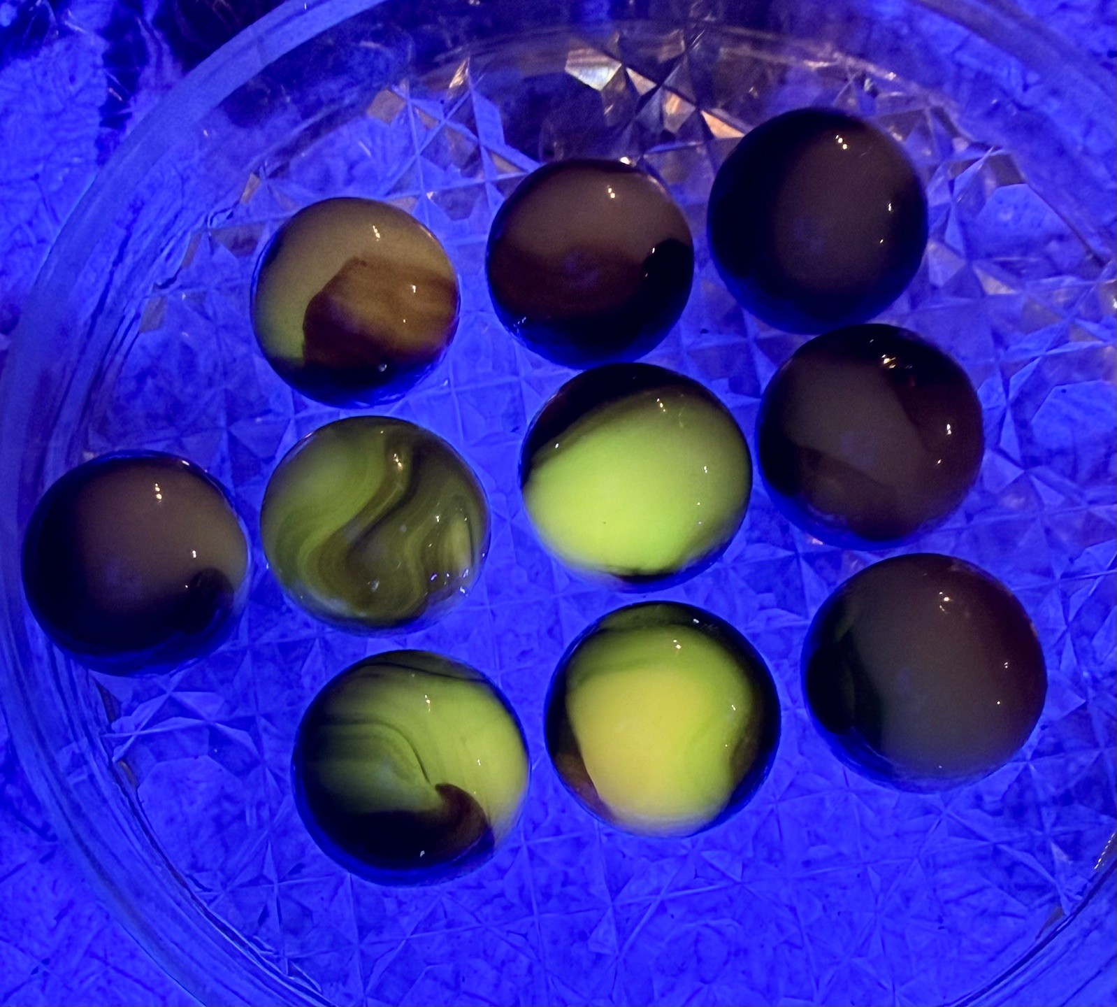 12 Lot – Vintage VITRO AGATE SWIRL 62Near-Mint UV REACTIVE