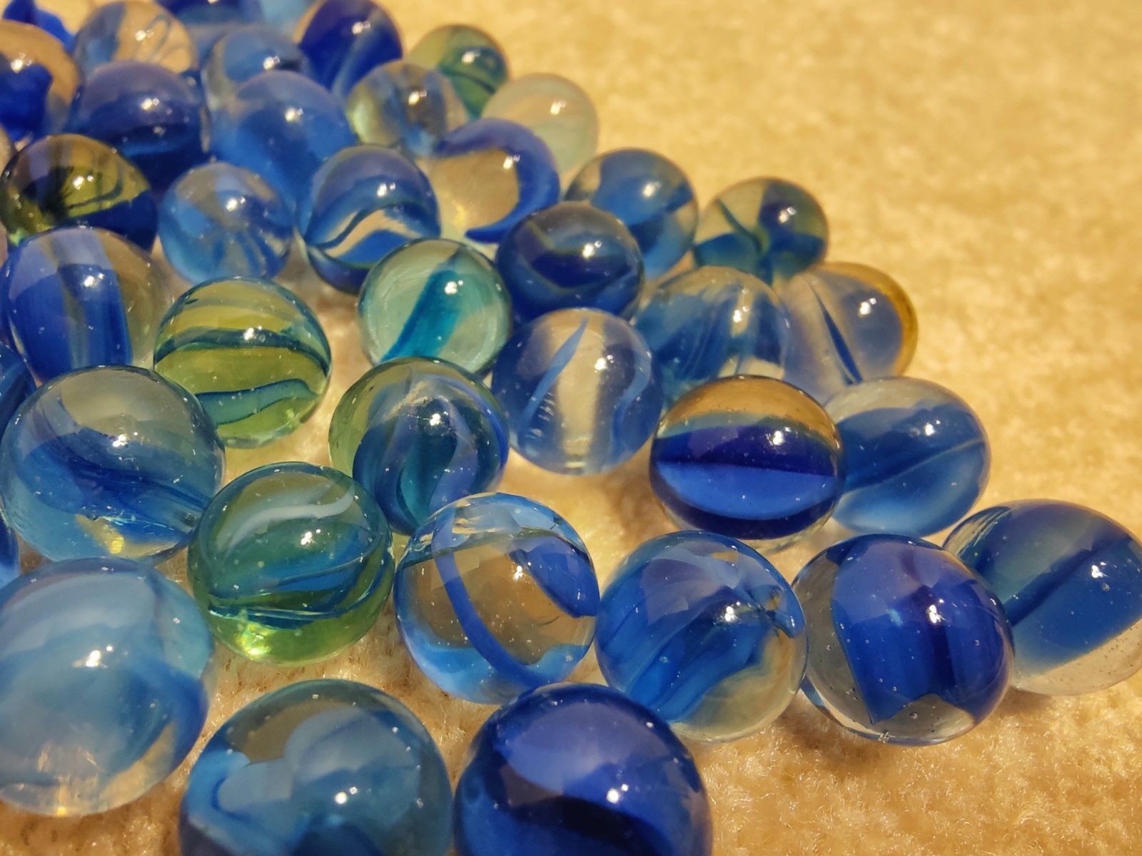 Dark Blue Cats Eye Shooter/ Swirl Lot of 60 Marbles Vtg