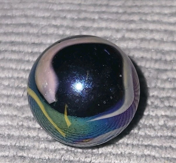Vacor Marble Milky Way Or Rumba Iridized With White Yellow Swirls 5/8″ Marbles