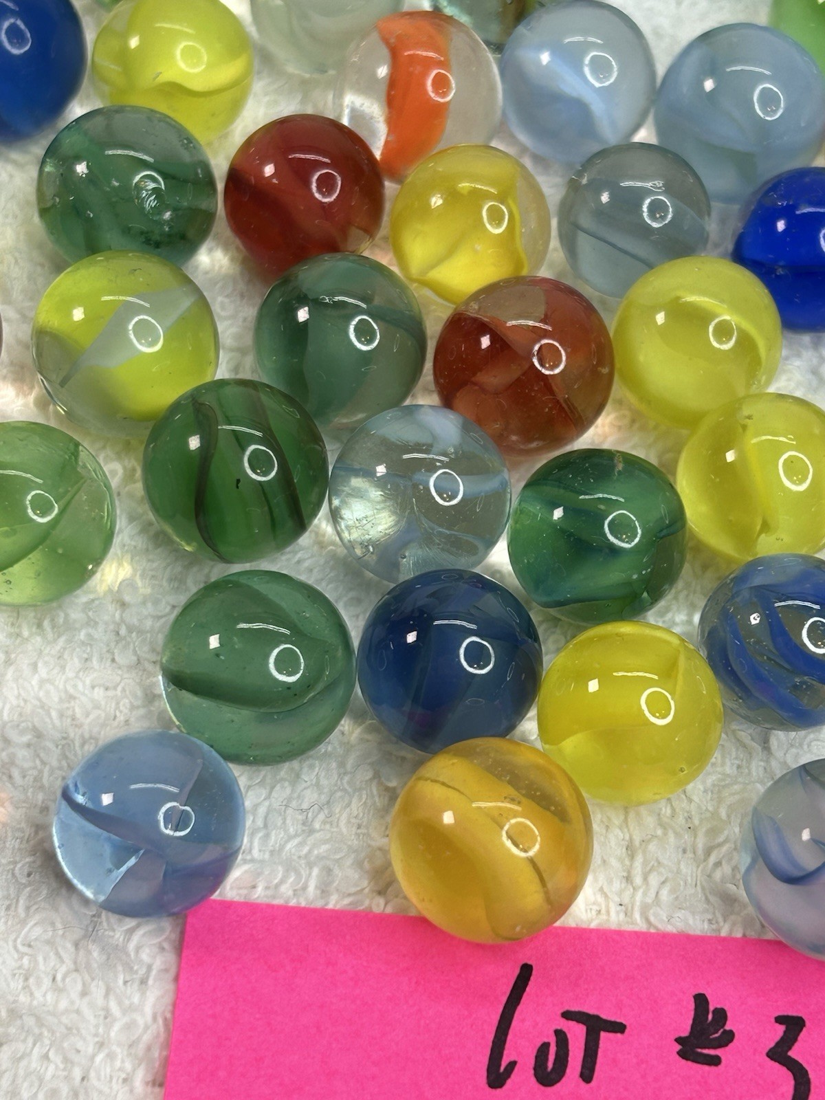 Vintage Lot of 100 Cat’s Eye Marbles Possibly Some Hybrid or Banana ? Lot 3
