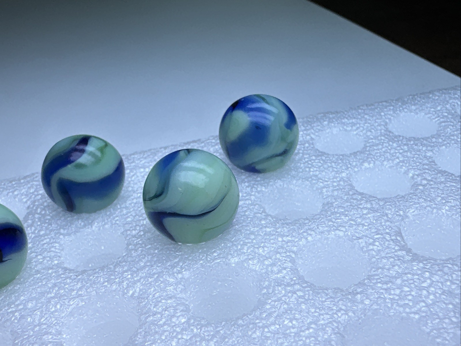 163 Lot of 5 Ravenswood Swirl Vintage Marbles!