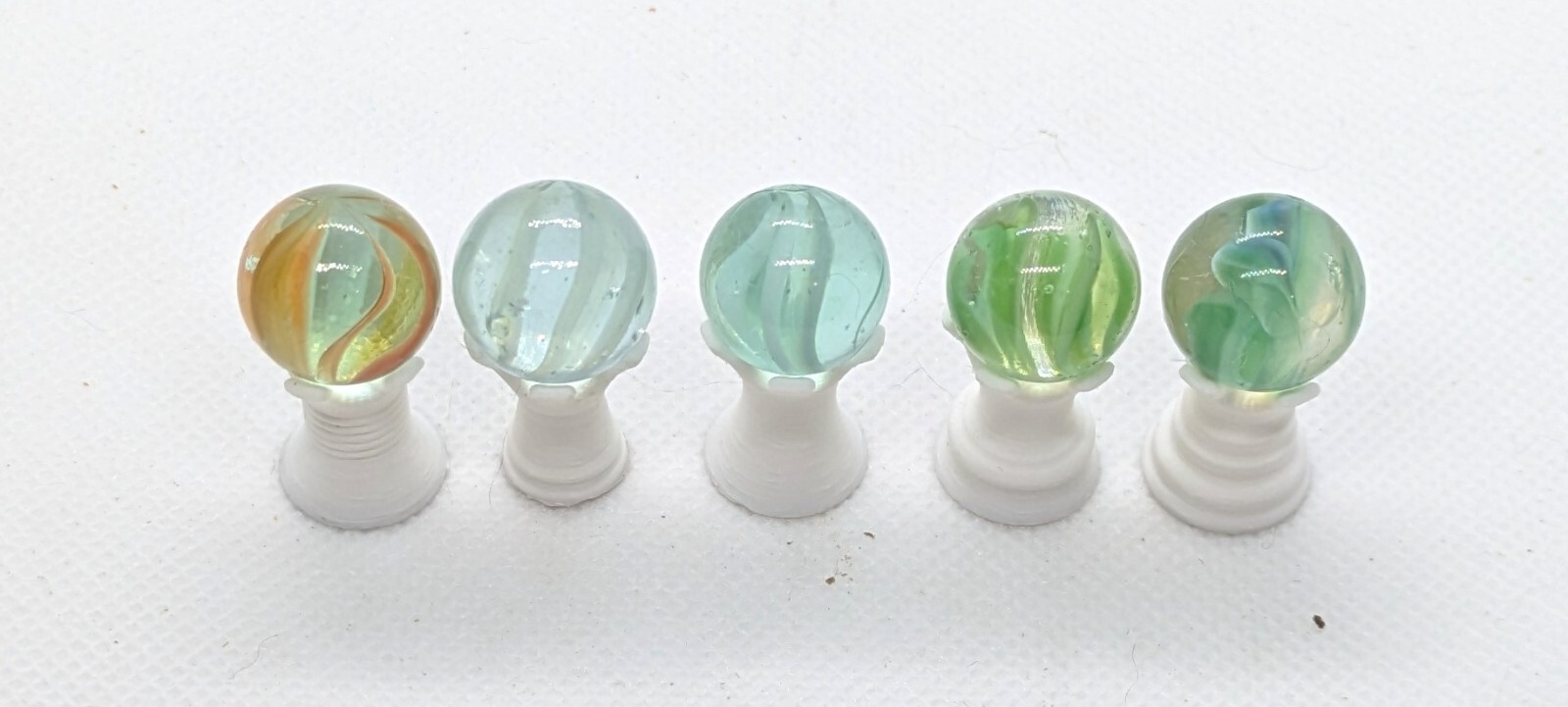 Lot of 10 Vintage Glass Marbles Cat’s eye Swirl 4-7 Veins Various Colors