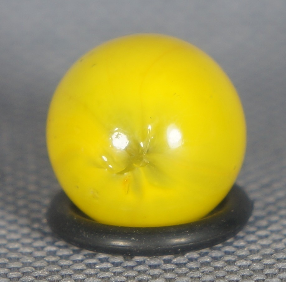 Vintage Marble: NM+ 17/32 Japanese Pincher Yellow -One Killer Old Mib