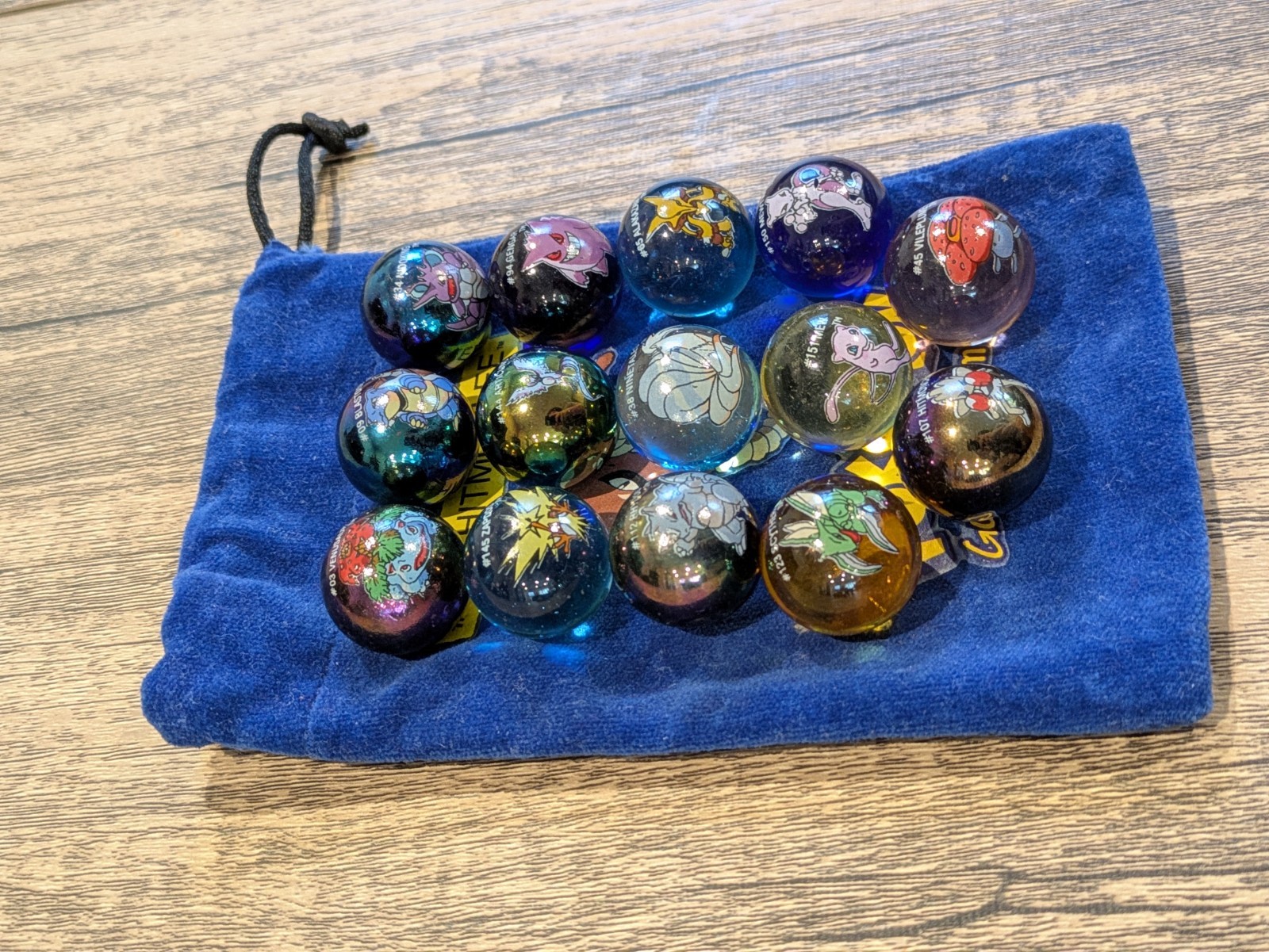 Vintage 1999 Pokemon Marbles – Lot Of 14 Rare Marbles With Hitmonlee Bag