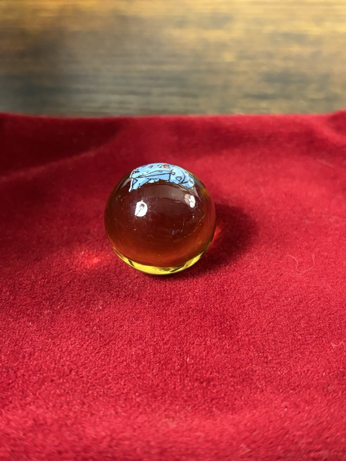 1999 Vintage Pokémon #2 Ivysaur Glass Marble ToyBiz Yellow