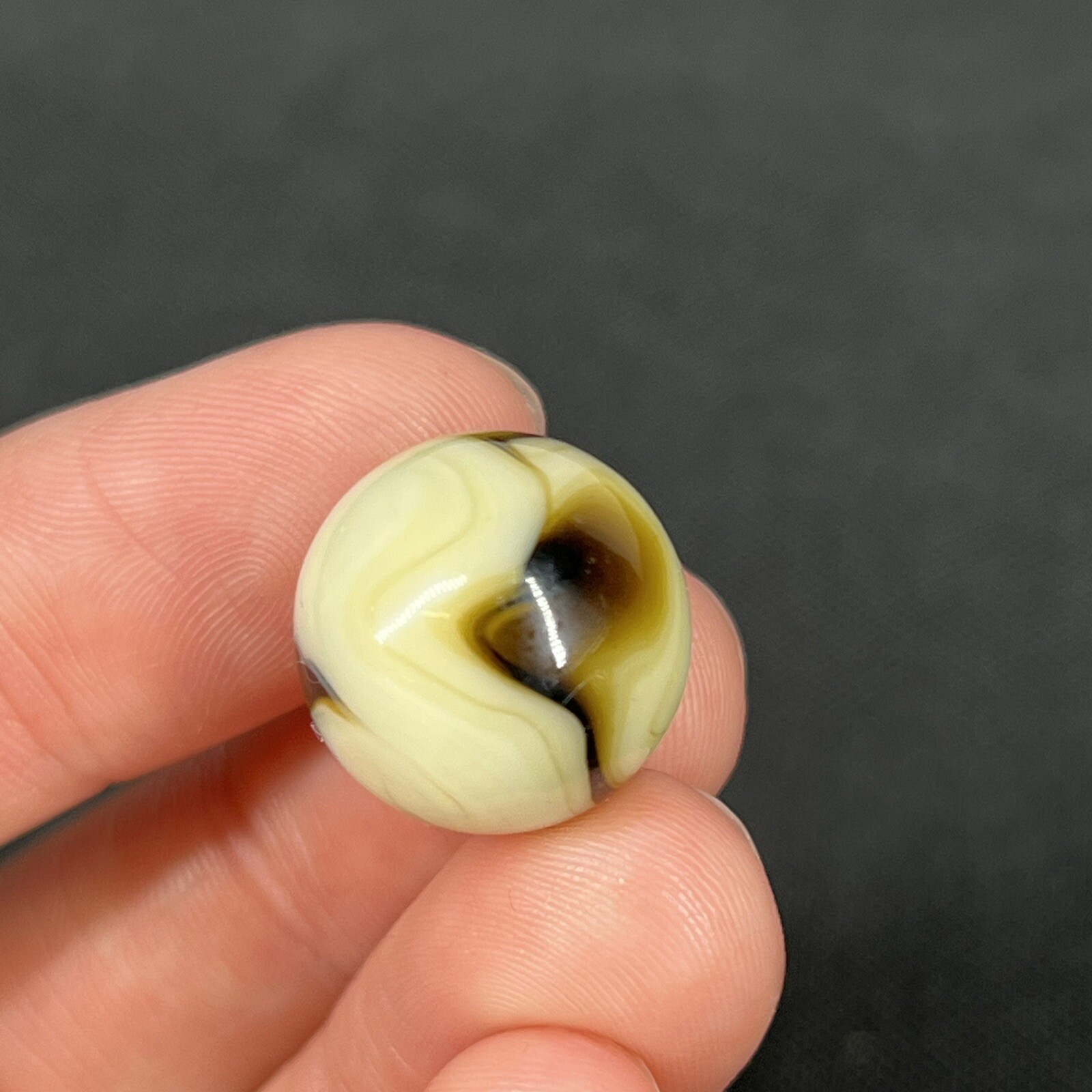 Vintage Agate Christensen Peltier Art Glass Swirl Marble .6” Creamy Honey