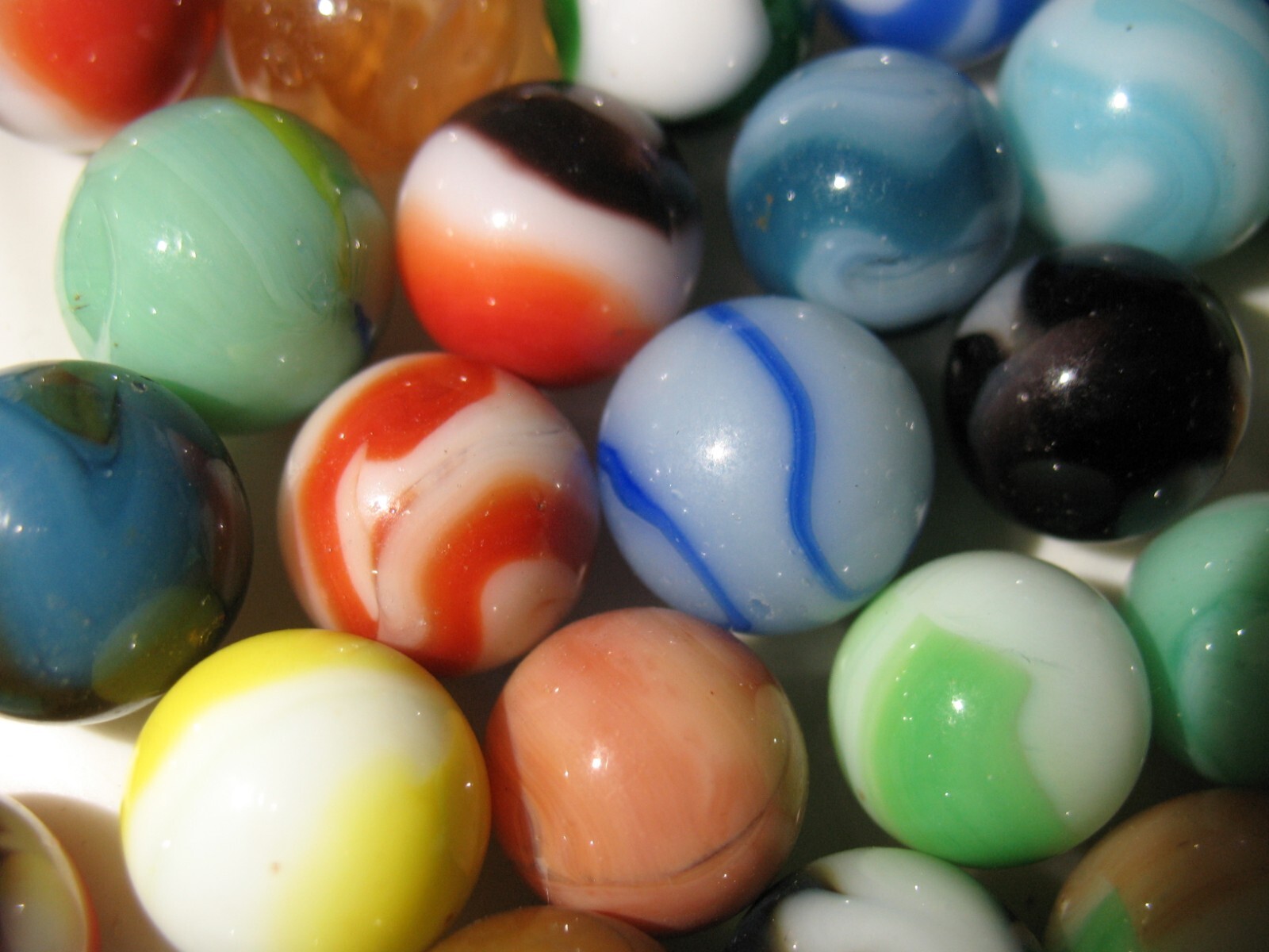 154+ Machine Made Marbles Various Makers +Types .45 to 1.01″ dia