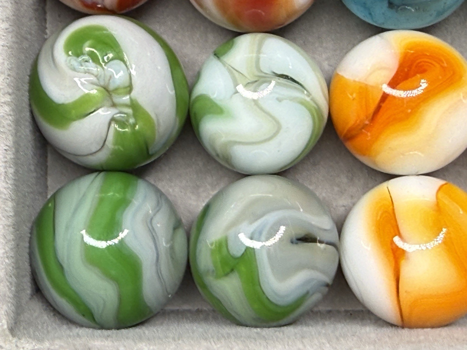Lot of 16 Vintage Alley Champion Ravenswood West Virginia Marbles NM To NM(+)