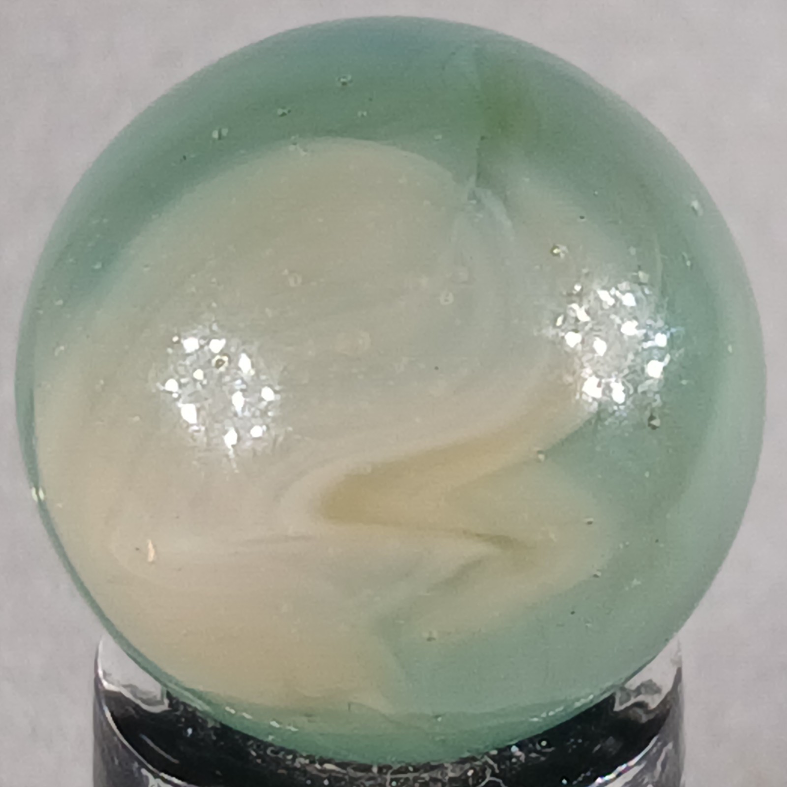 Vintage Vitro Conqueror Marble .61 Inches Near-Mint Condition Combined Shipping