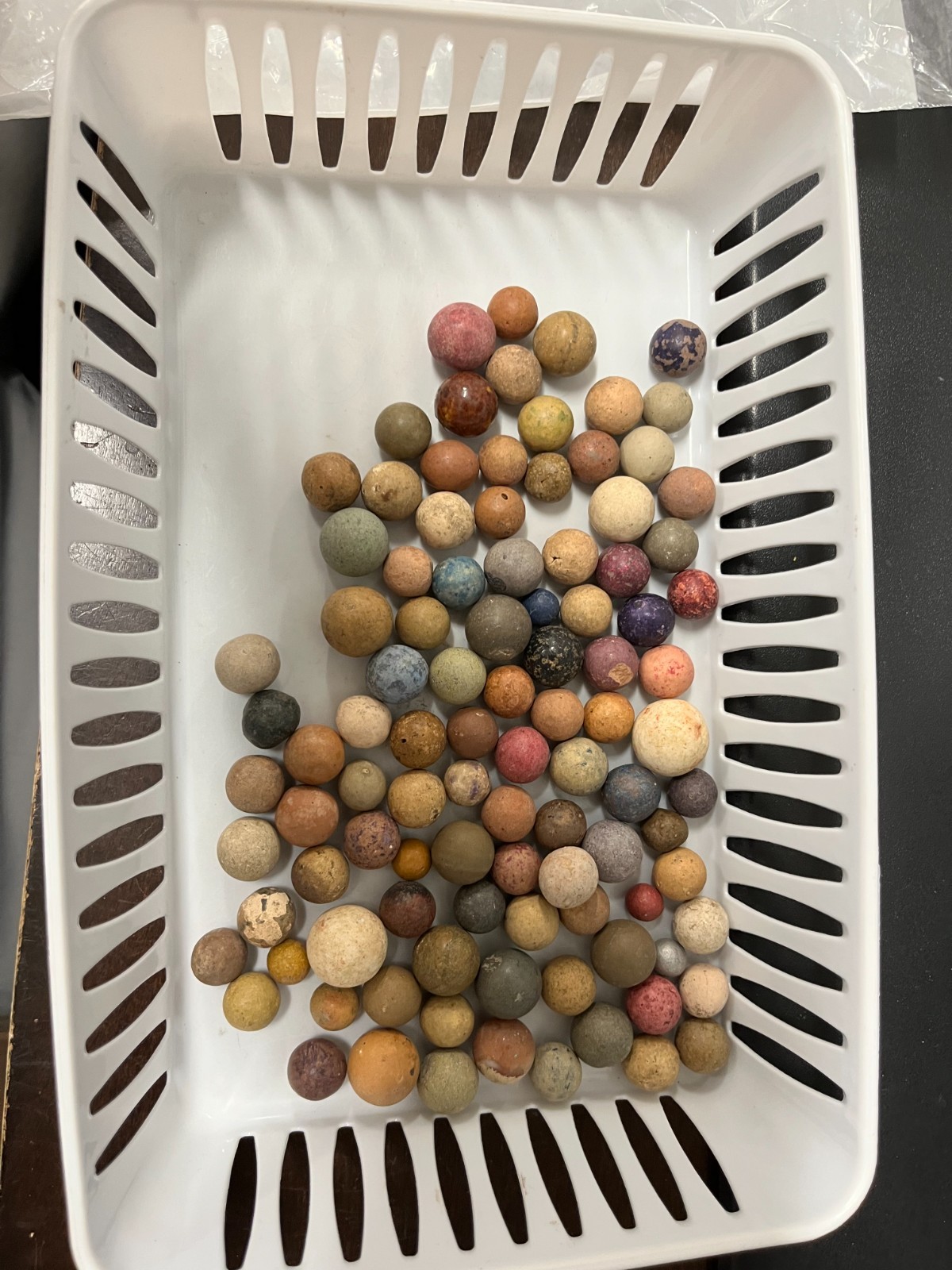 100 ANTIQUE VINTAGE CLAY MARBLES LOT (MULTI COLORED, IRREGULAR SHAPES) 12.36 OZ