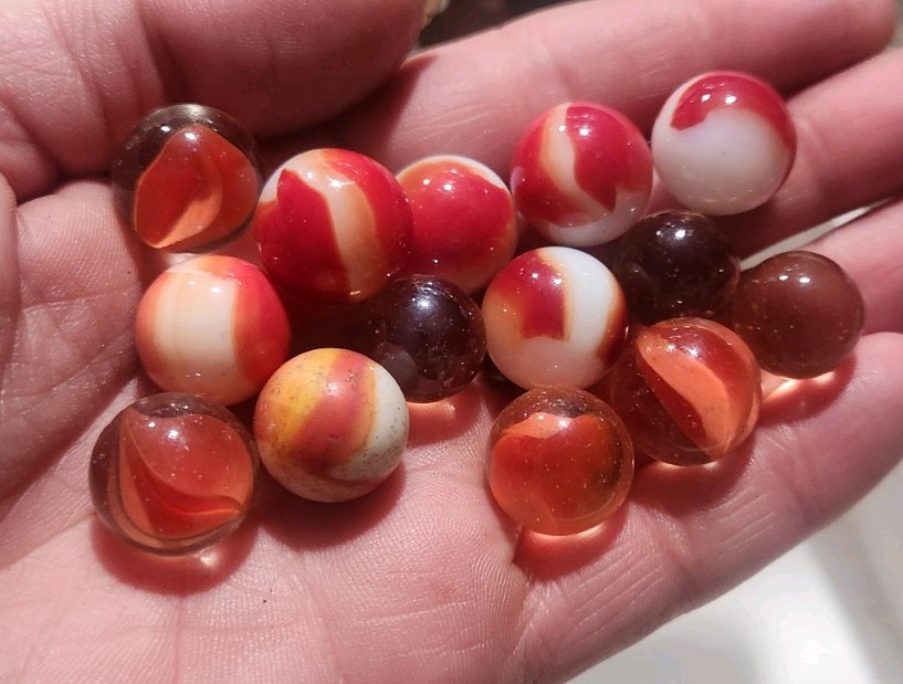 Red White Orange Clear Swirl Machine Made Glass Toy Marbles Lot Ages 8-11 & 12+