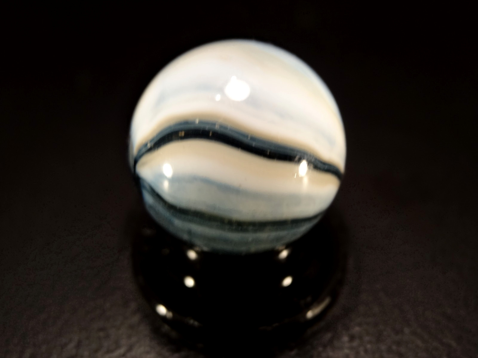 Master Marble ” RARE SUNBURST ” w/MOONIE GLASS Awesome colors Wet Mint