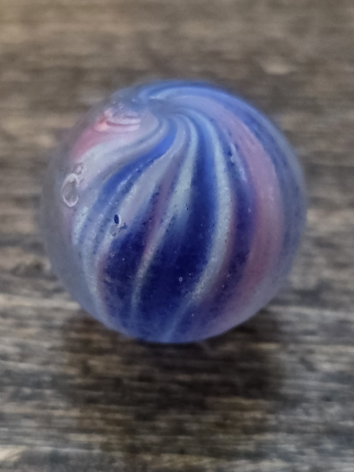 .94″ German Handmade Onionskin Marble Shooter