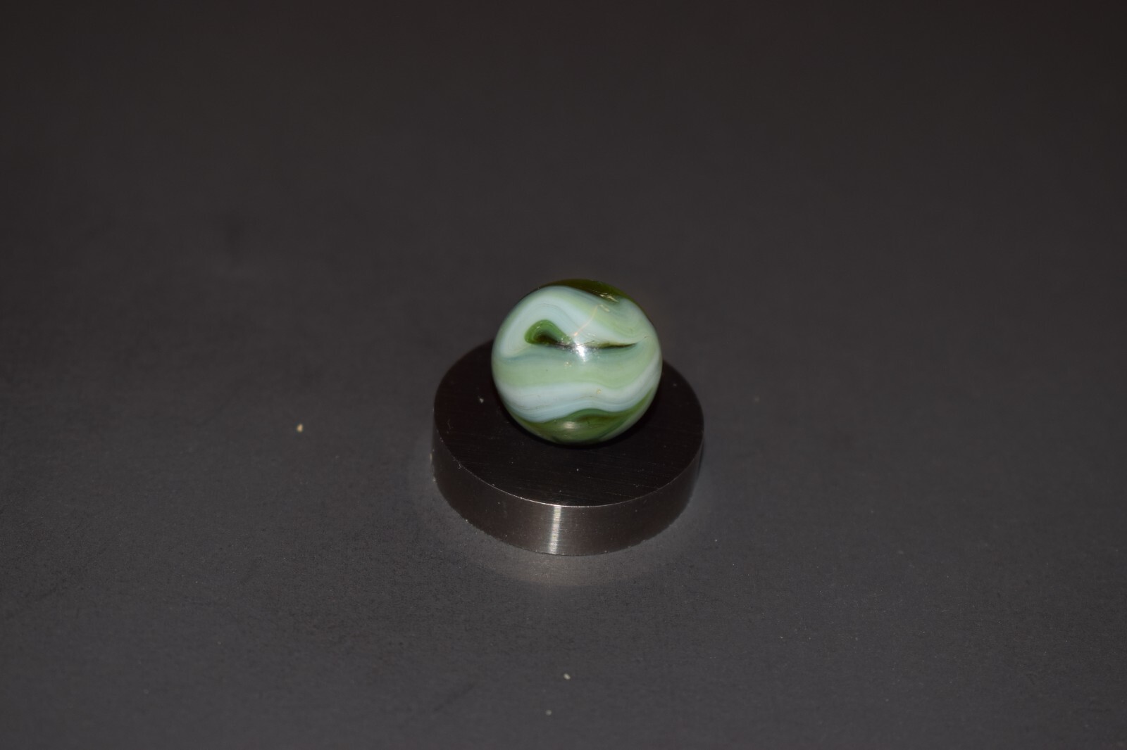 ⭐M.F. Christensen 🌿Rare Color Olive Green Slag Marble🌿 Size .625″=5/8″=16mm⭐