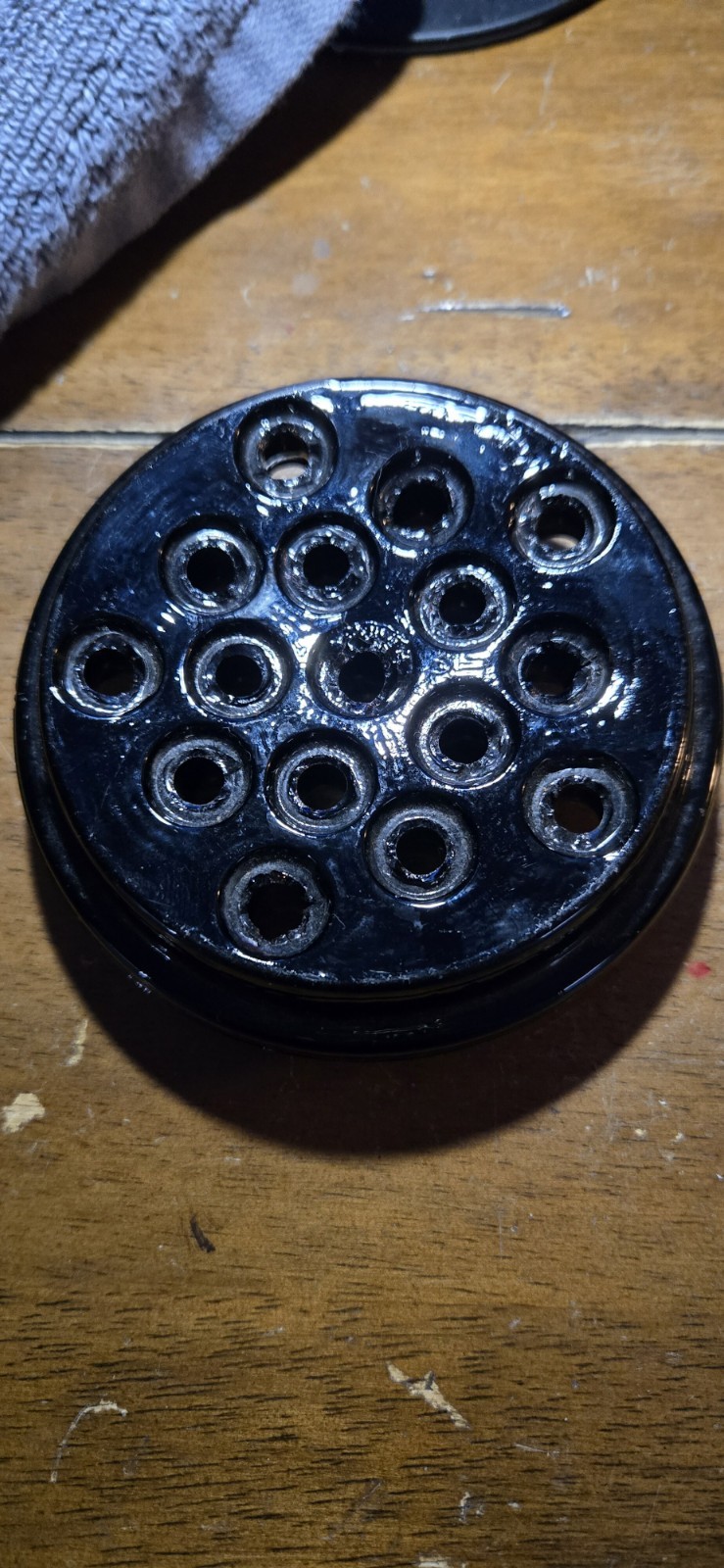 Six Master Marbles with 16-hole Black Frog