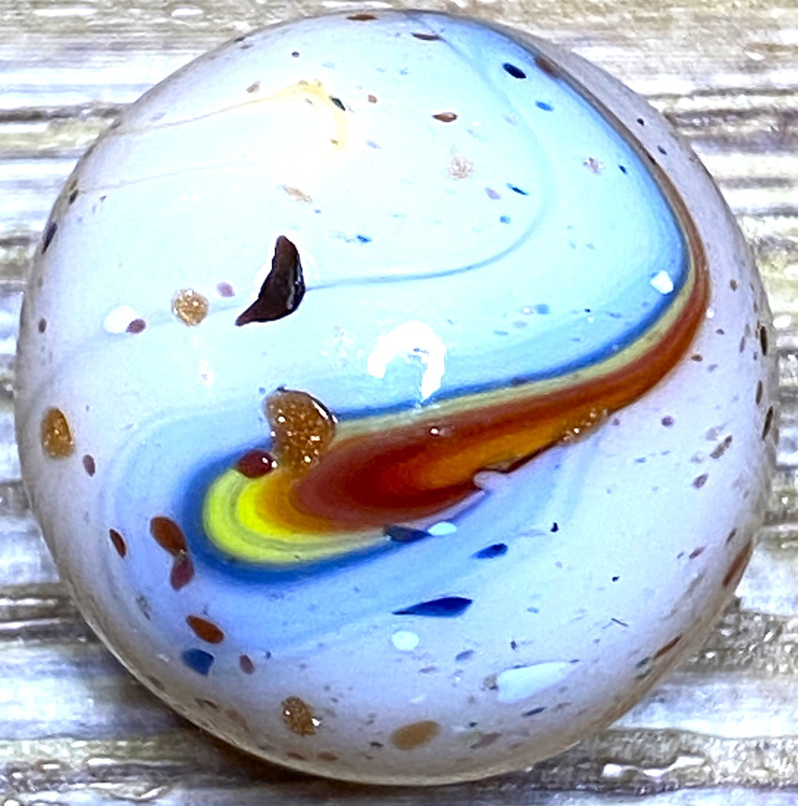 DAS/JABO WOWZERS ! RAINBOW PATCH WITH FRITZ & LUTZ SWIRLED SHOOTER .69″ M699