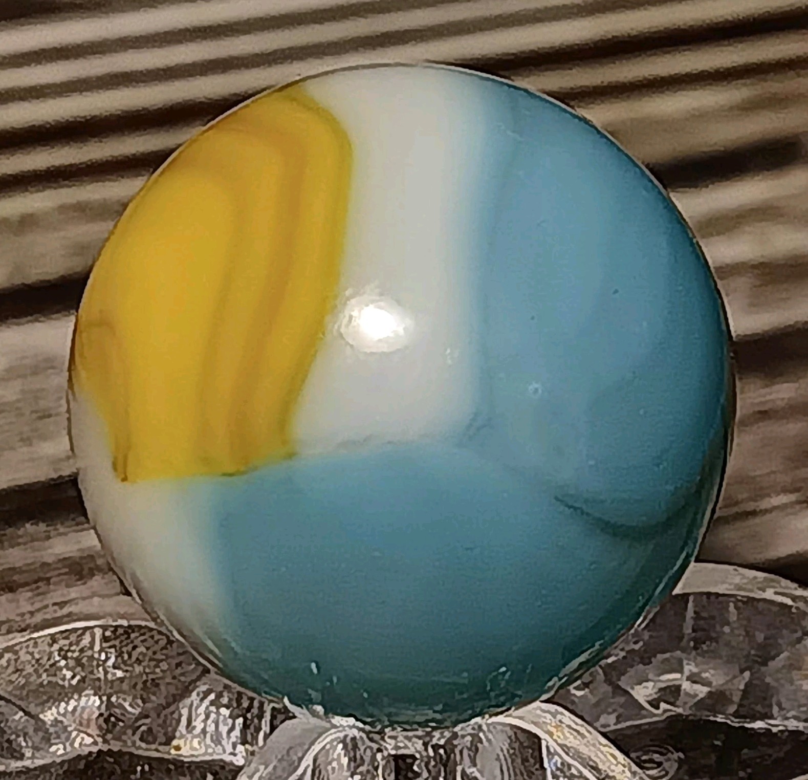 Vitro Agate Tigers Eye Marble. 5/8″ NM(+) Nice Color Combo