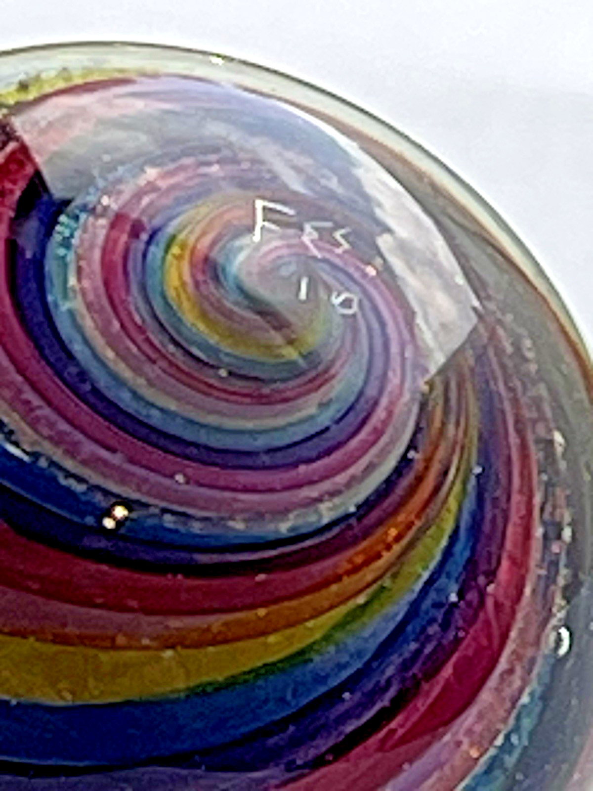 2016 EDDIE SEESE MARBLE HANDMADE SIGNED GLASS ART 1.47″ DICHROIC SWIRLS BEAUTFUL