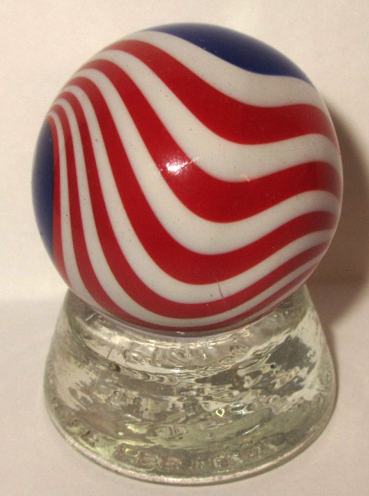 Signed DAVIS GLASS MARBLE Patrioitic SWIRL CONTEMPORARY 2004 JIM STAND