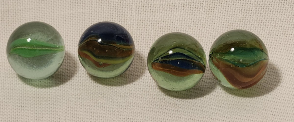 8 Vintage 1″ Glass Cats Eyes Marbles – Single & Multiple Color Veins