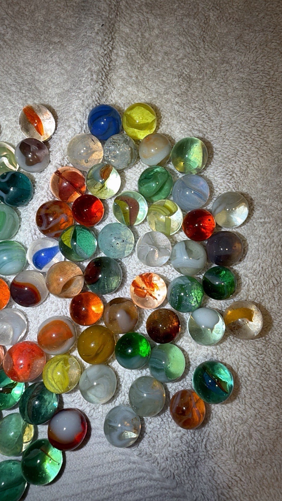 Lot of 88 Glass Marbles – Swirl, Clear & Translucent Mixed Colors Great Variety