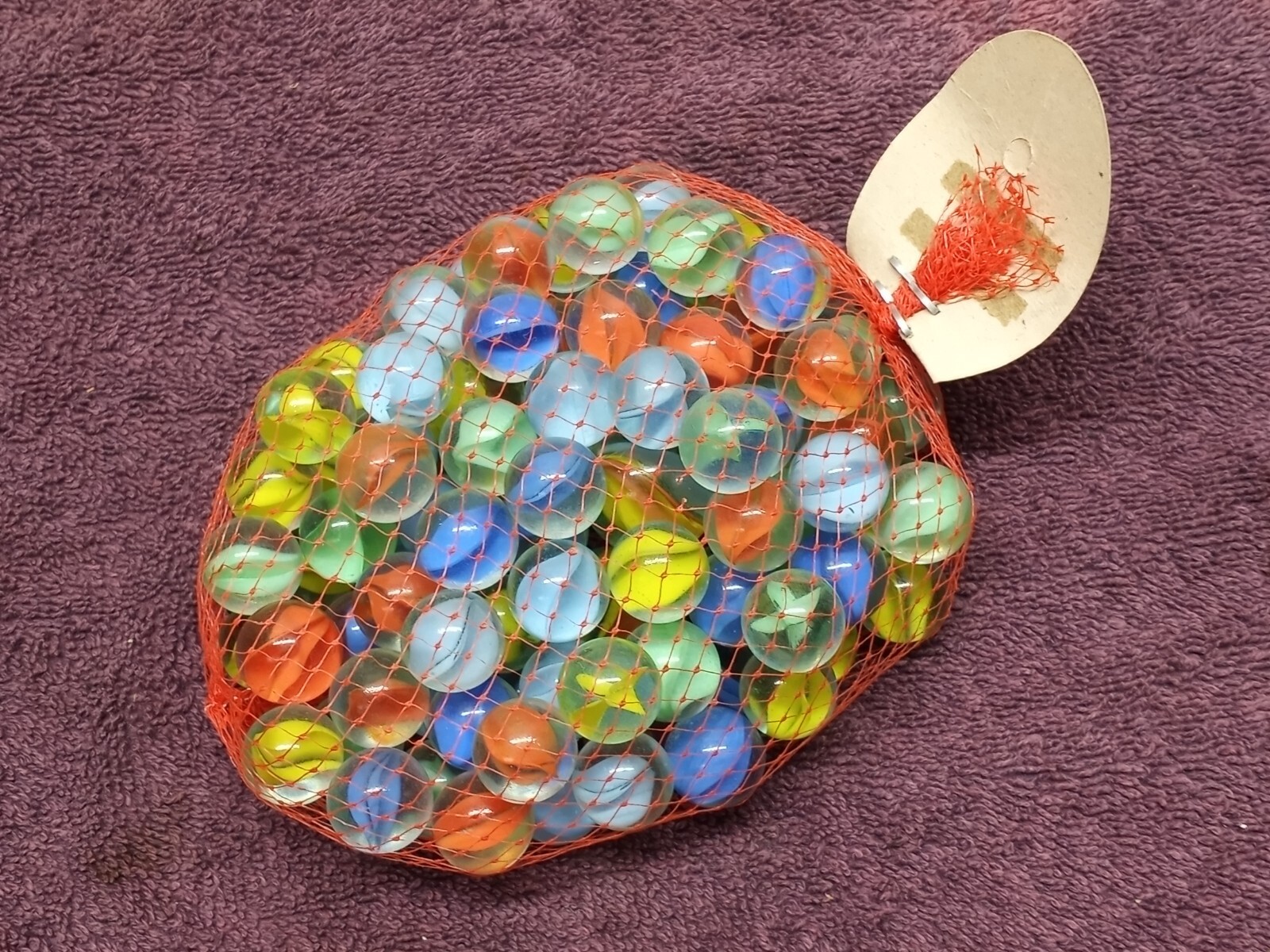 Vintage GLASS MARBLES 1981 BAG OF 98 IMPERIAL 7851 TWO SHOOTERS