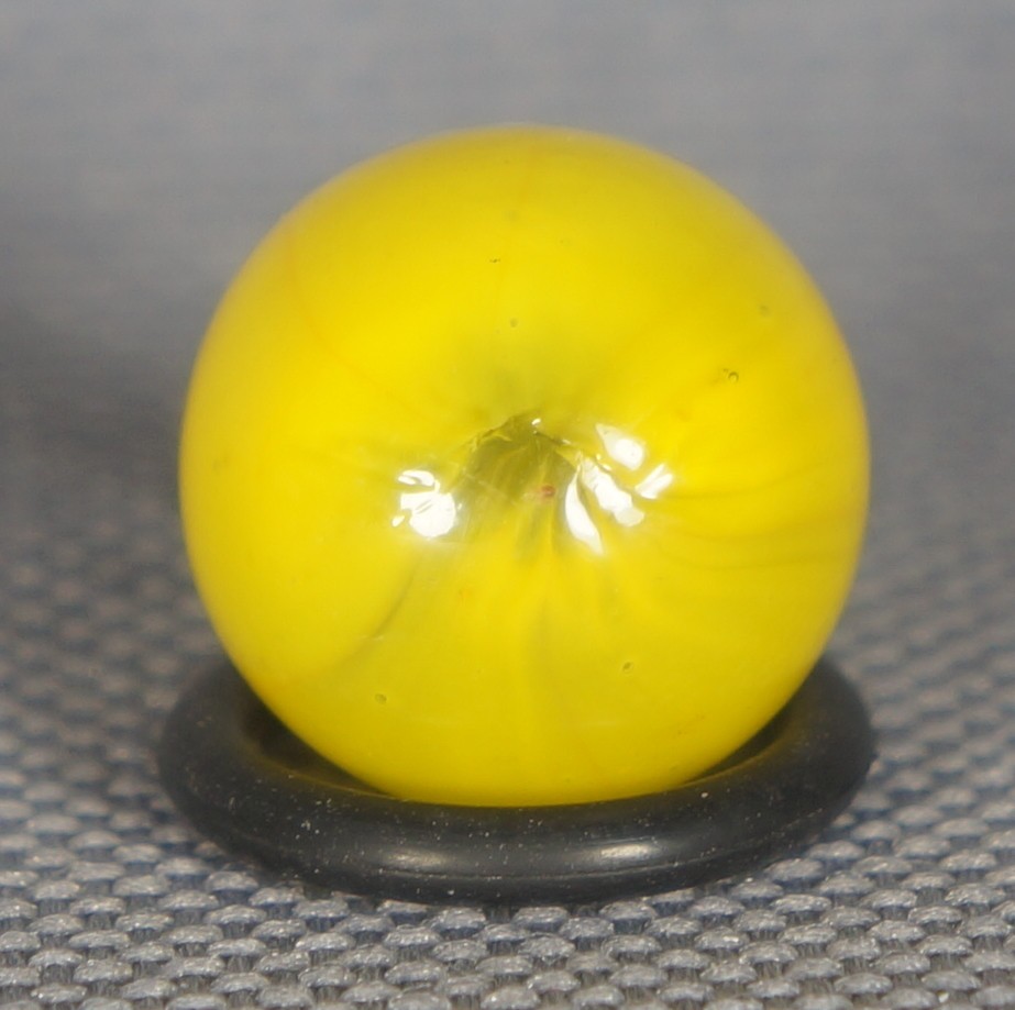 Vintage Marble: NM+ 17/32 Japanese Pincher Yellow -One Killer Old Mib