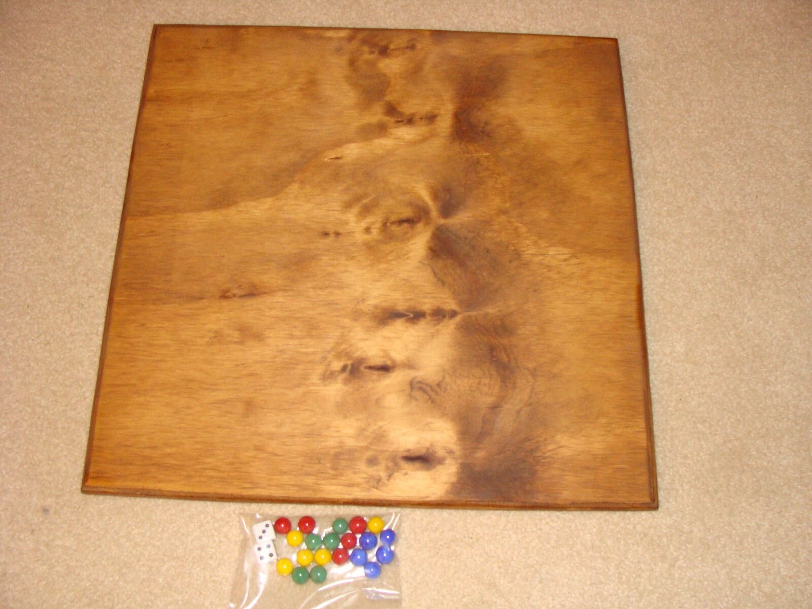 UND Fighting Sioux Wood Marble Board Game. Wahoo. Sorry. 2 to 4 player Hand Md