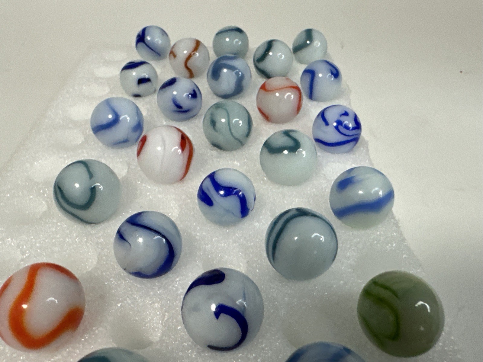 118 Lot Of 25 Vintage Alley Agate Swirls!