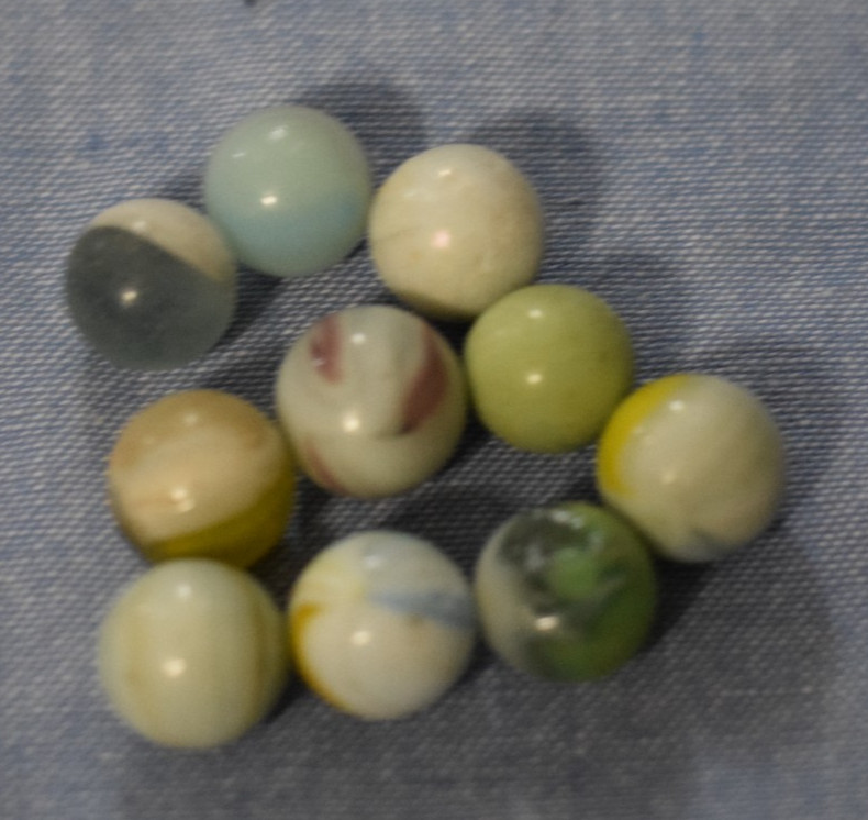 Vintage Lot of 10 Glass Multi-Color Swirl Marbles 16 mm – .6 in. C155