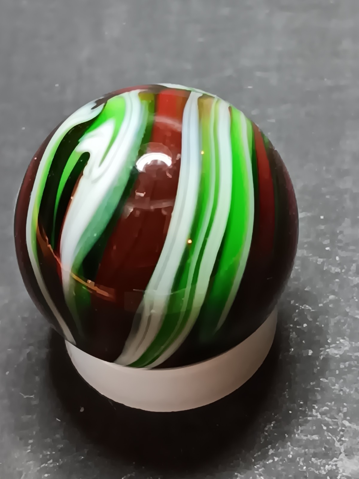Handmade Swirl Glass Marble Red Green White, 0.83 Inch, Ages 8+