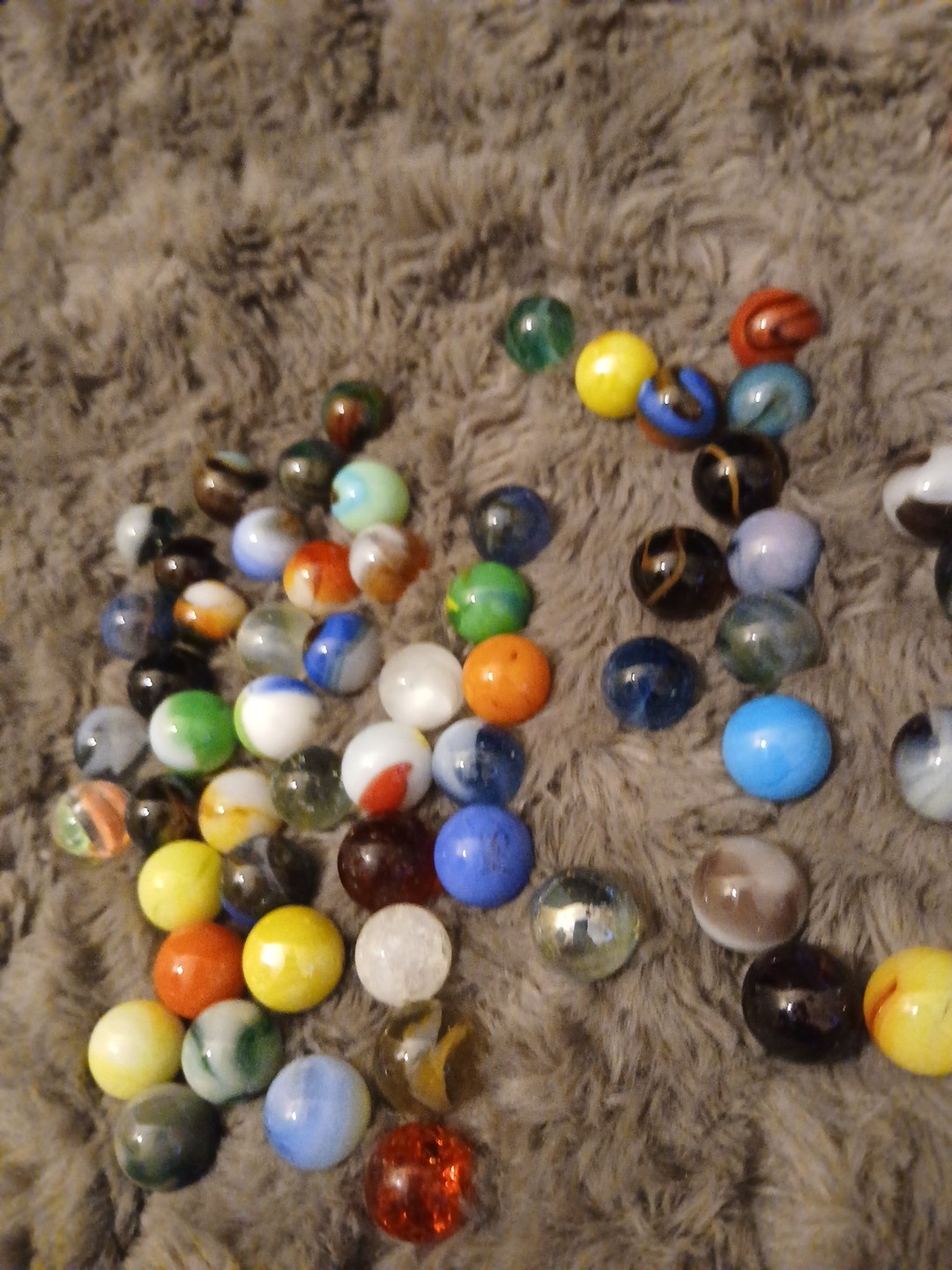 Mixed Marbles Lot of 100+ Various Sizes Colors Good Condition
