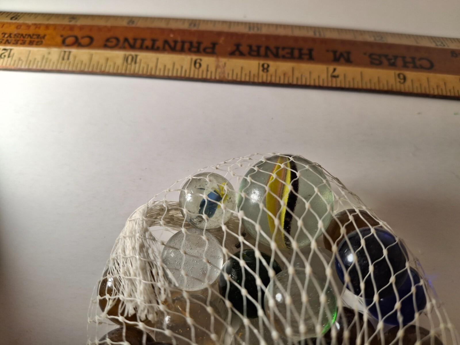 IMPERIAL (2) BAGS 24 MARBLES ea 1 SHOOTER NO.7921 RARE COLOR 6 VEIN SHOOTERS ’81