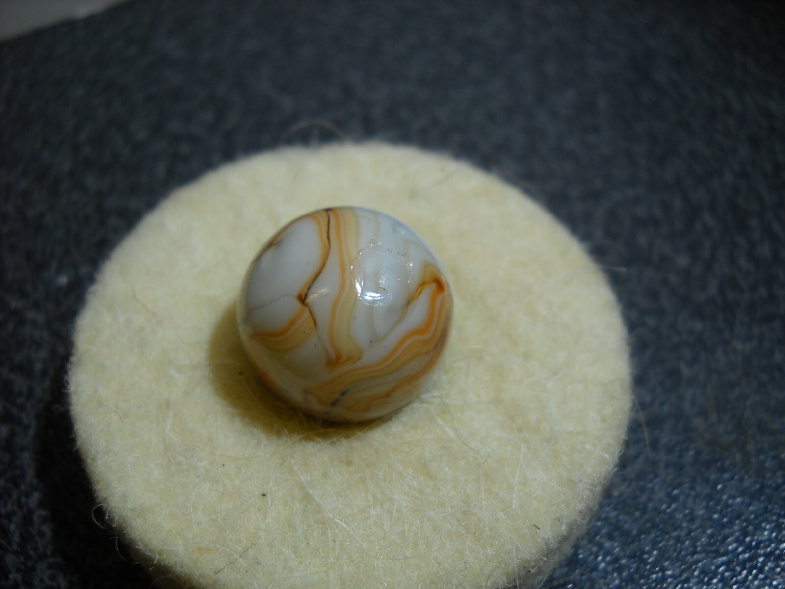 Vintage Marble Akro Agate White & Brown Tan Caramel Slag Swirl 0.60″
