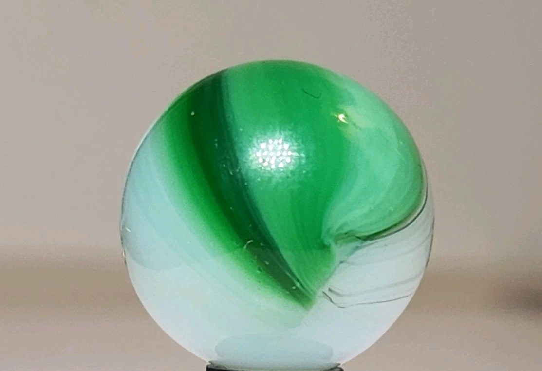 AKRO AGATE CO. ‘Patch’ .61″ Vintage Marble